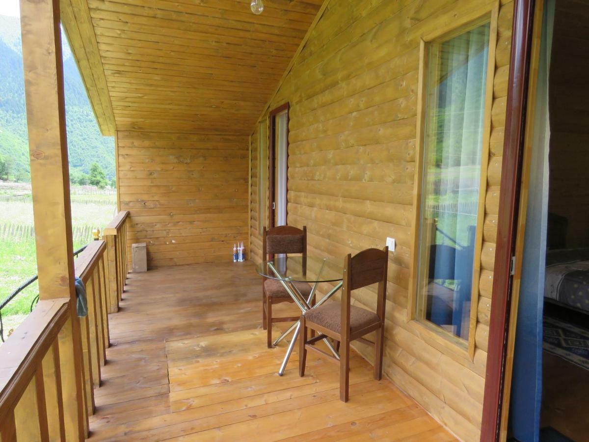 Guest House Guli Mestia Exteriér fotografie